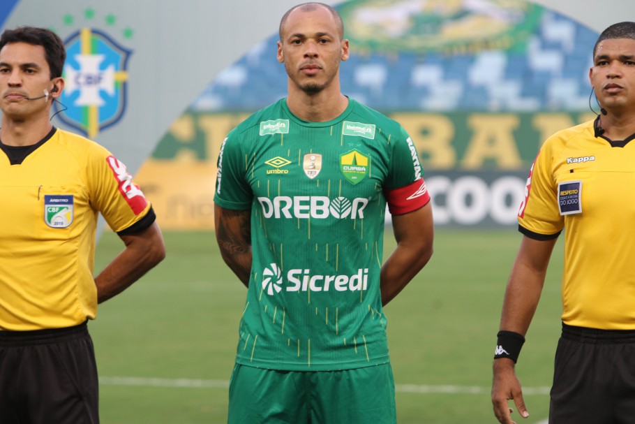 Capitão do Cuiabá, Anderson Conceição é peça-chave do Dourado na temporada Créditos: AssCom Dourado